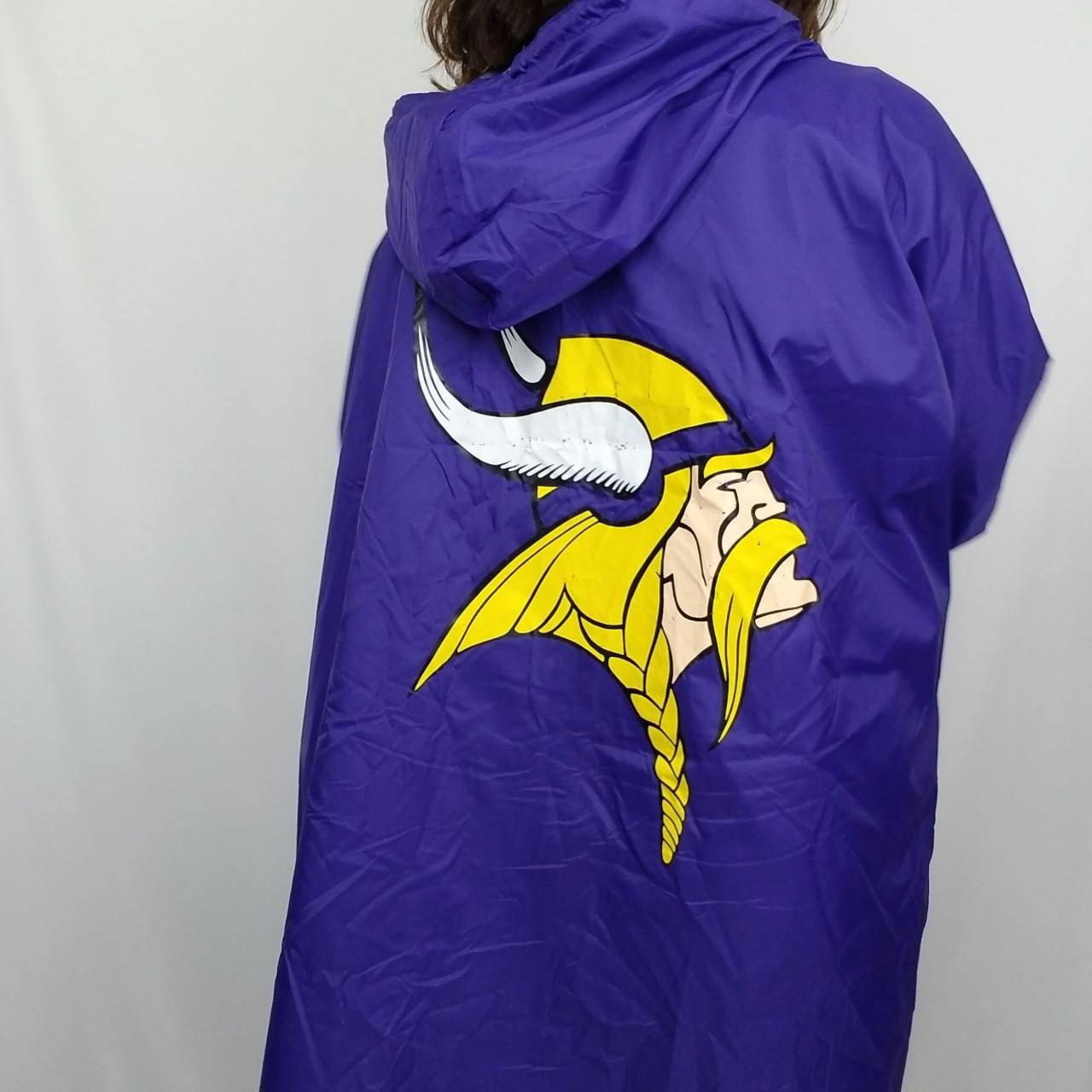 Sick vintage official NFL Minnesota Vikings rain