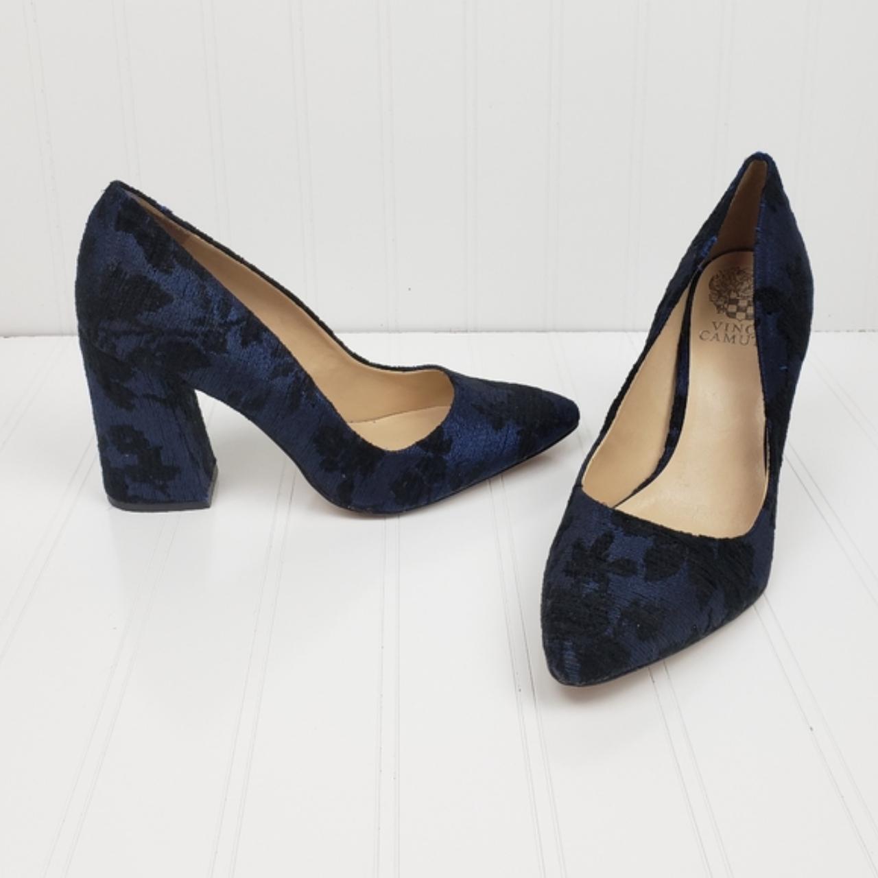 Vince camuto navy sale blue shoes