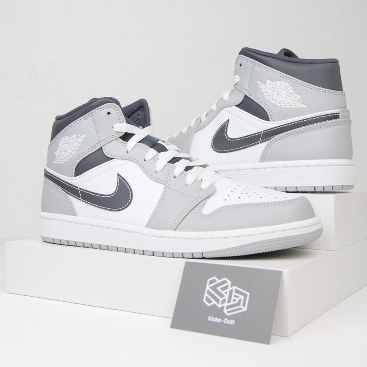 air jordan 1 dark and light blue