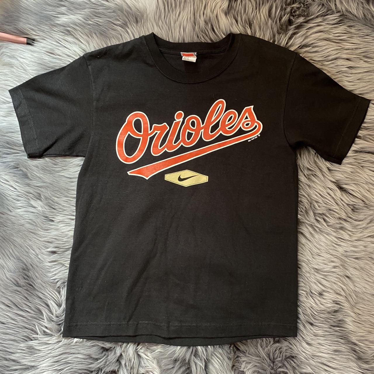 Early 2000's Nike Orioles Tee. Size XL. Shirt is in - Depop