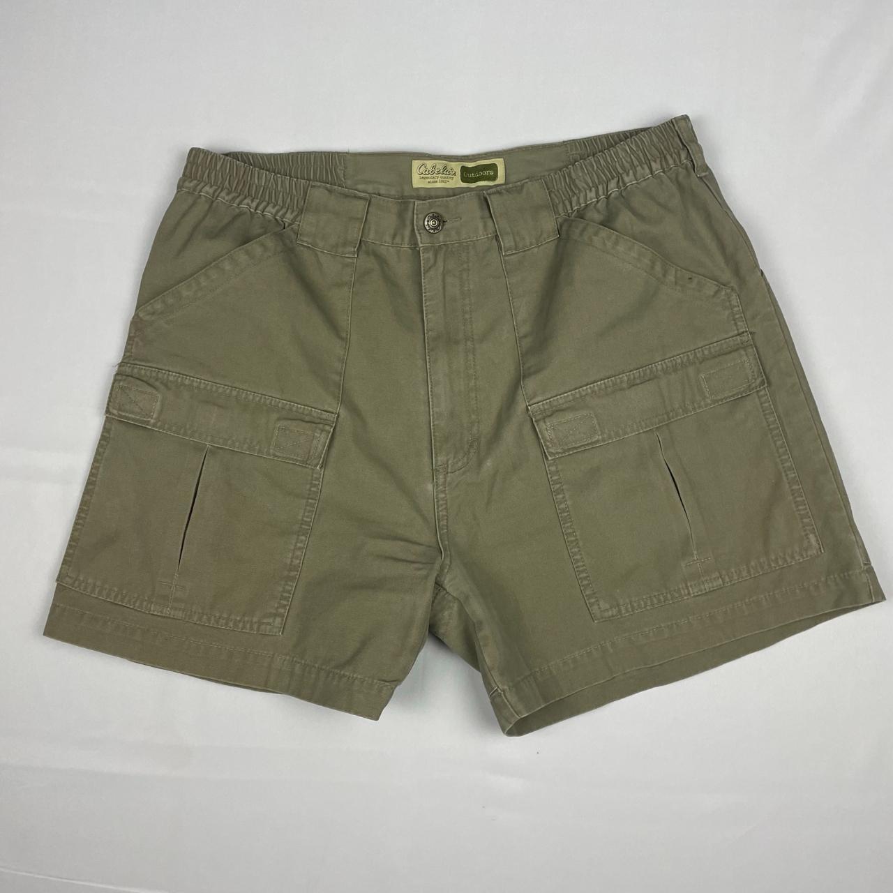 Cabela Men's Khaki and Green Shorts | Depop