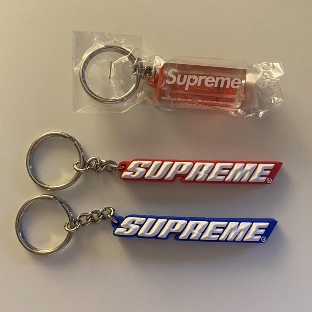 Supreme bevel best sale logo keychain