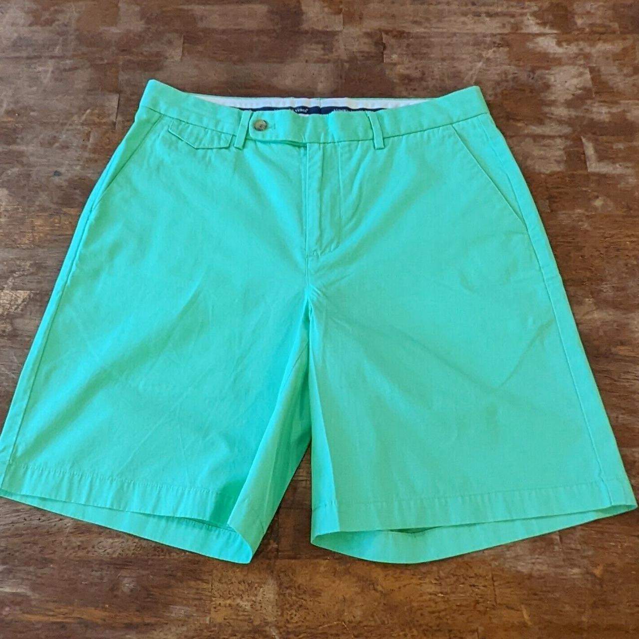 Vineyard Vines Men's Club Shorts Size 32 Flat Front... - Depop