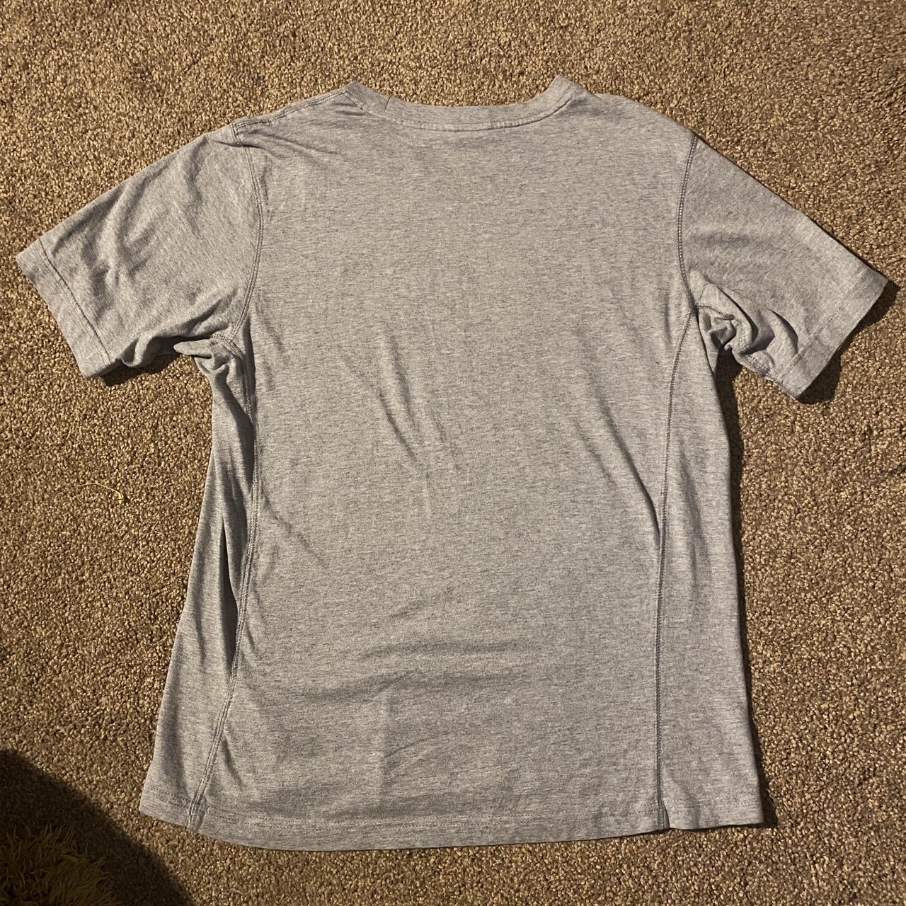 nike vintage grey t-shirt worn but in very good... - Depop