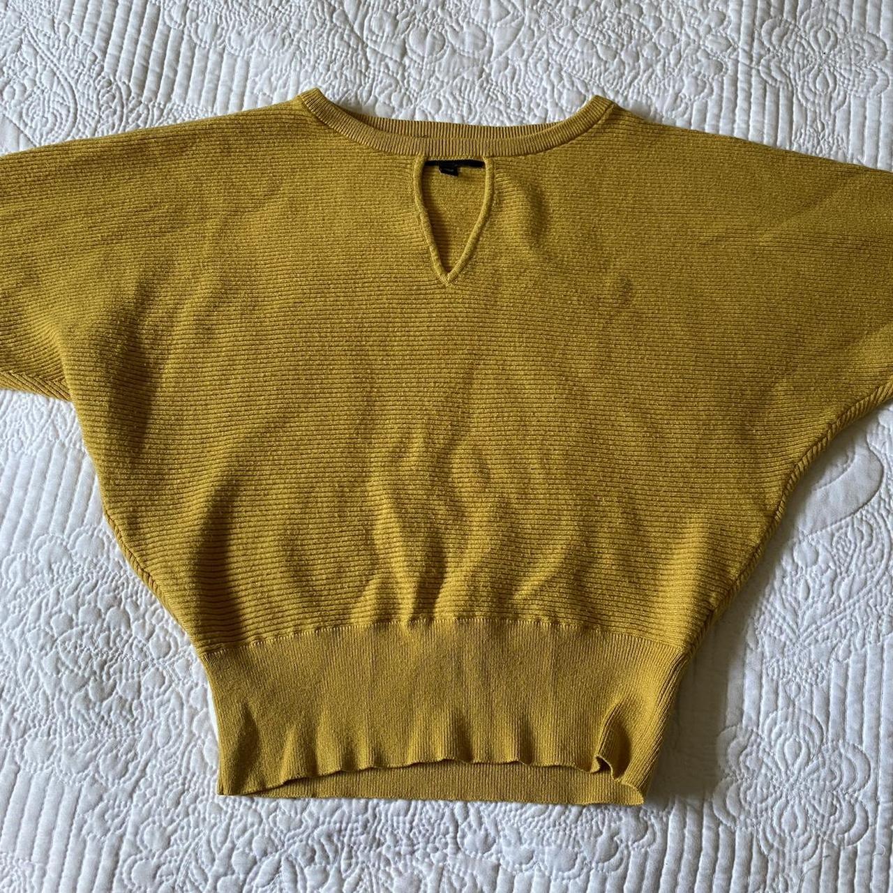 Express Women's Yellow Sweatshirt | Depop