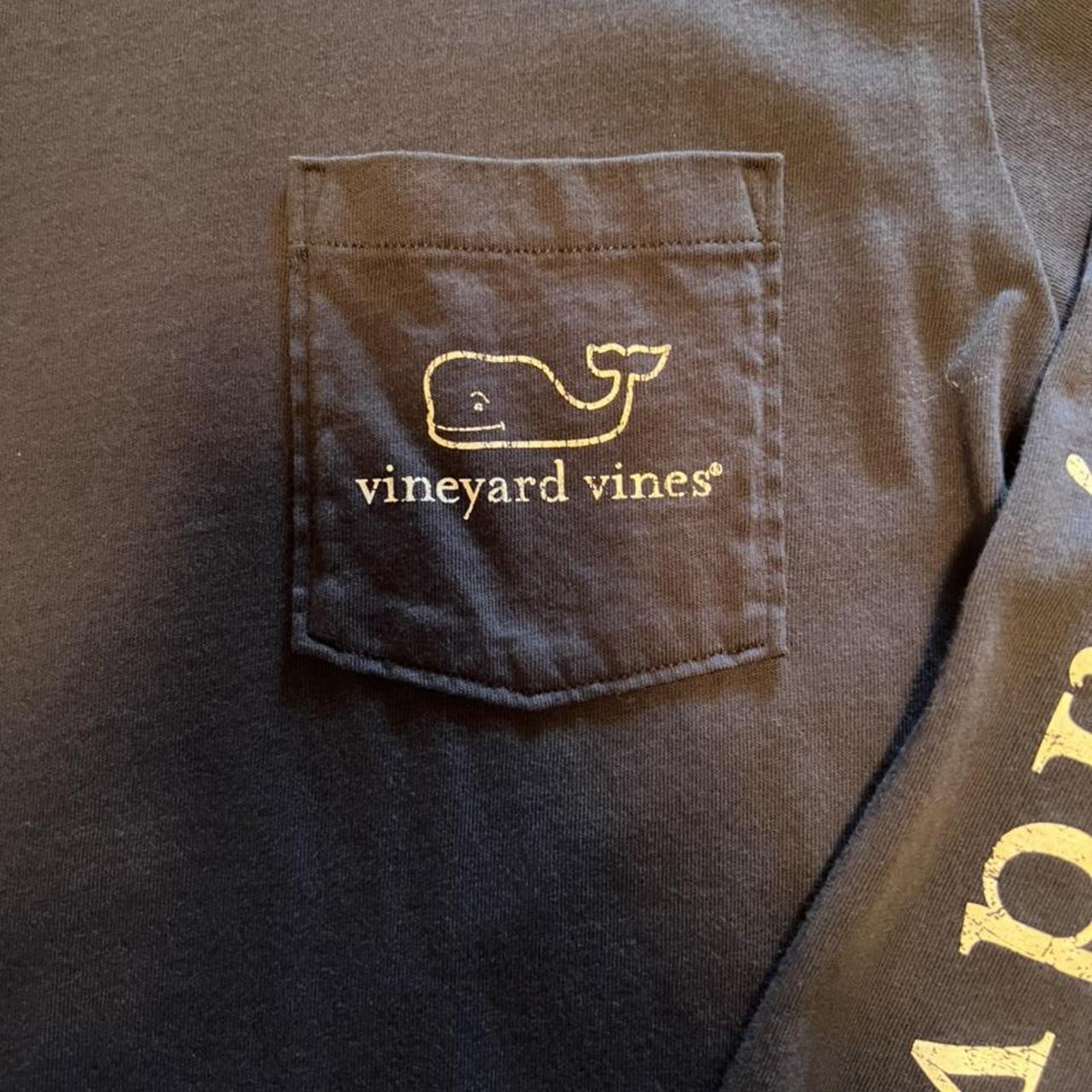 Philadelphia Eagles Vineyard Vines T-Shirt Men's - Depop