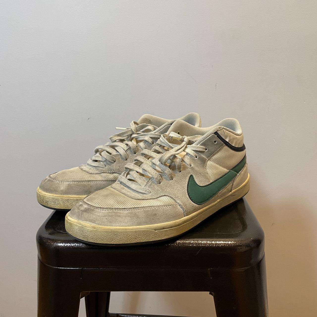 Nike Men's White and Trainers | Depop