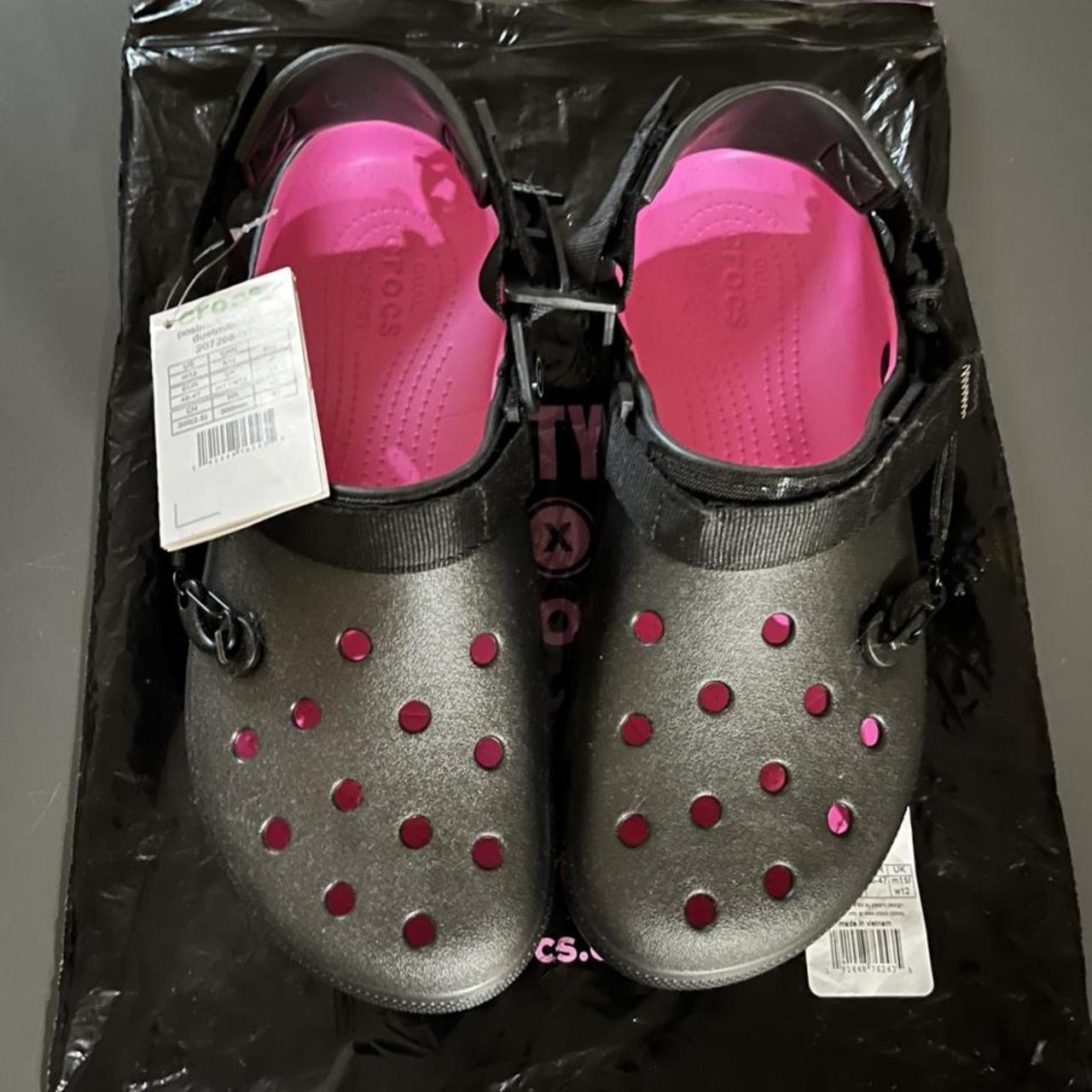posty co crocs pink