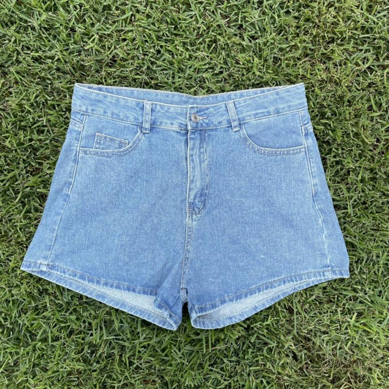 High Waisted Mom Jean Shorts in excellent condition... Depop