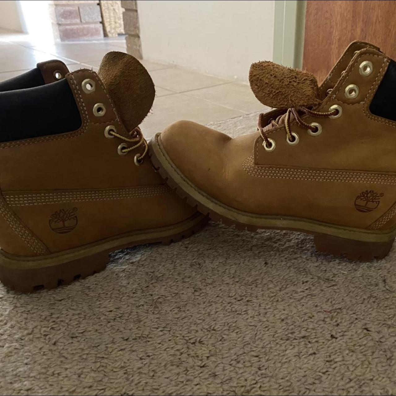 Real timberlands Worn couple of times Size 7 but... - Depop