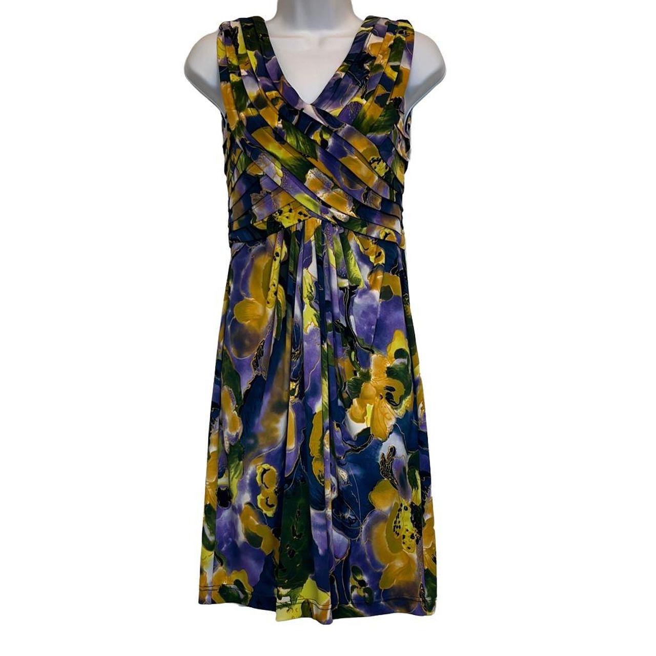 Adrianna Papell EUC Beautiful Floral Dress Pleated