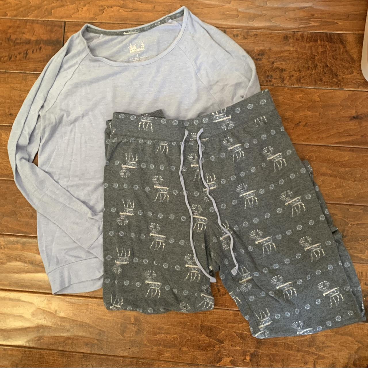 Super cute matching PJ set. These were super comfy... Depop