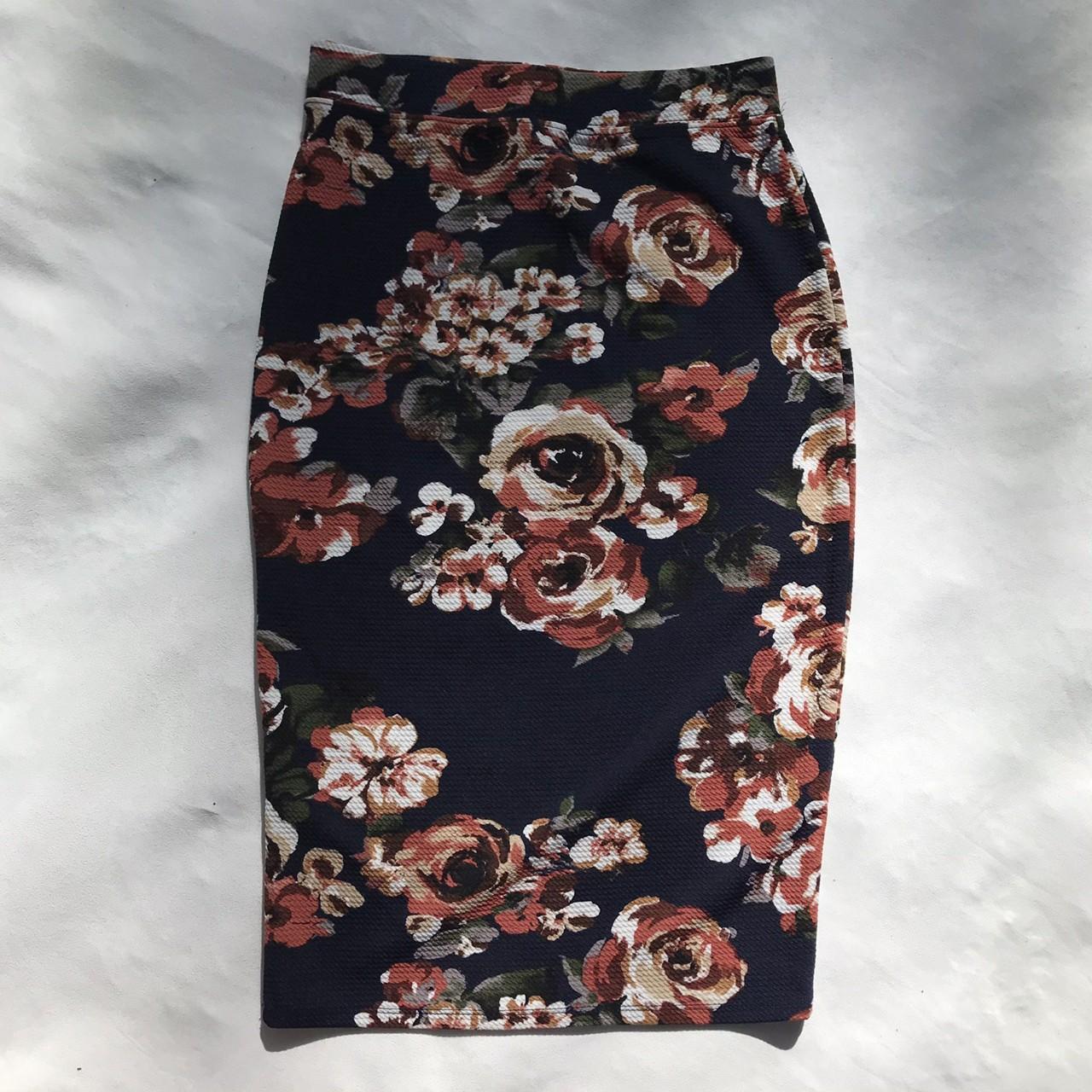 Iris Los Angeles Women's Pink and Navy Skirt (3)