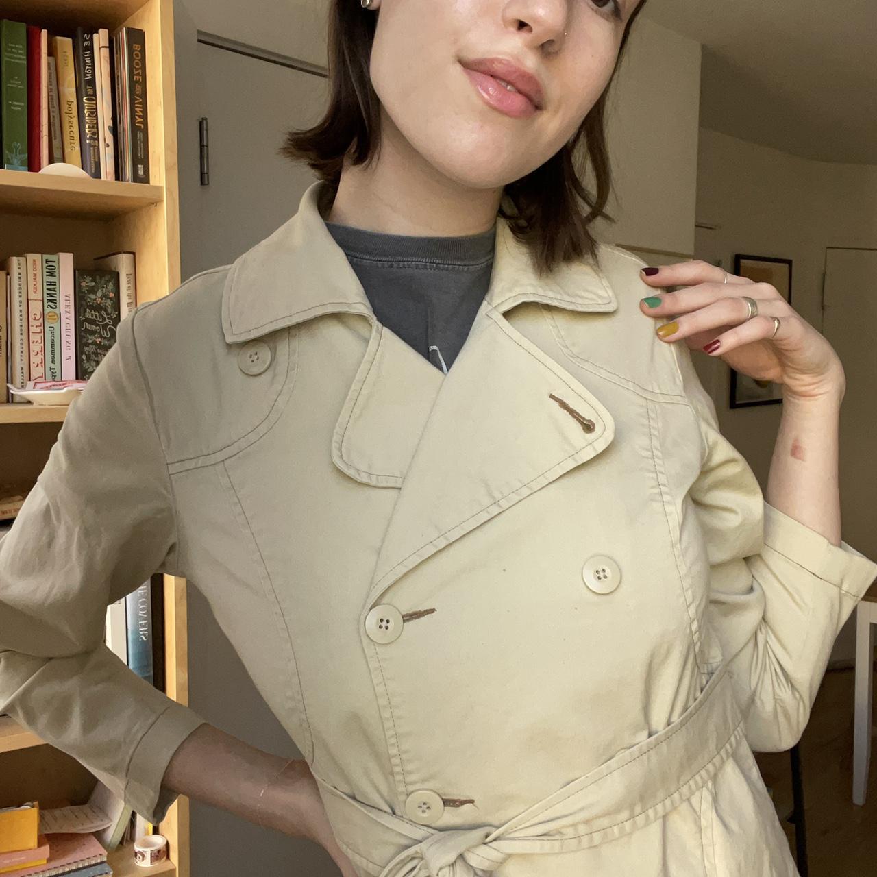 Patagonia Women's Cream and Tan Coat (3)