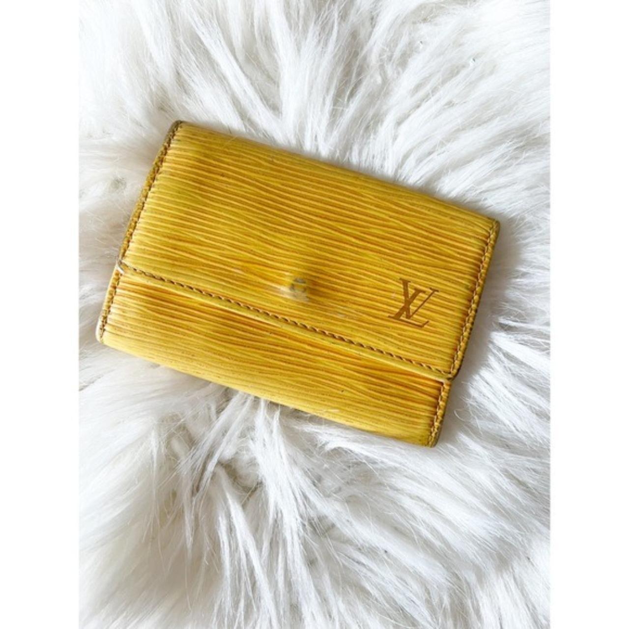 Louis vuitton discount yellow epi wallet