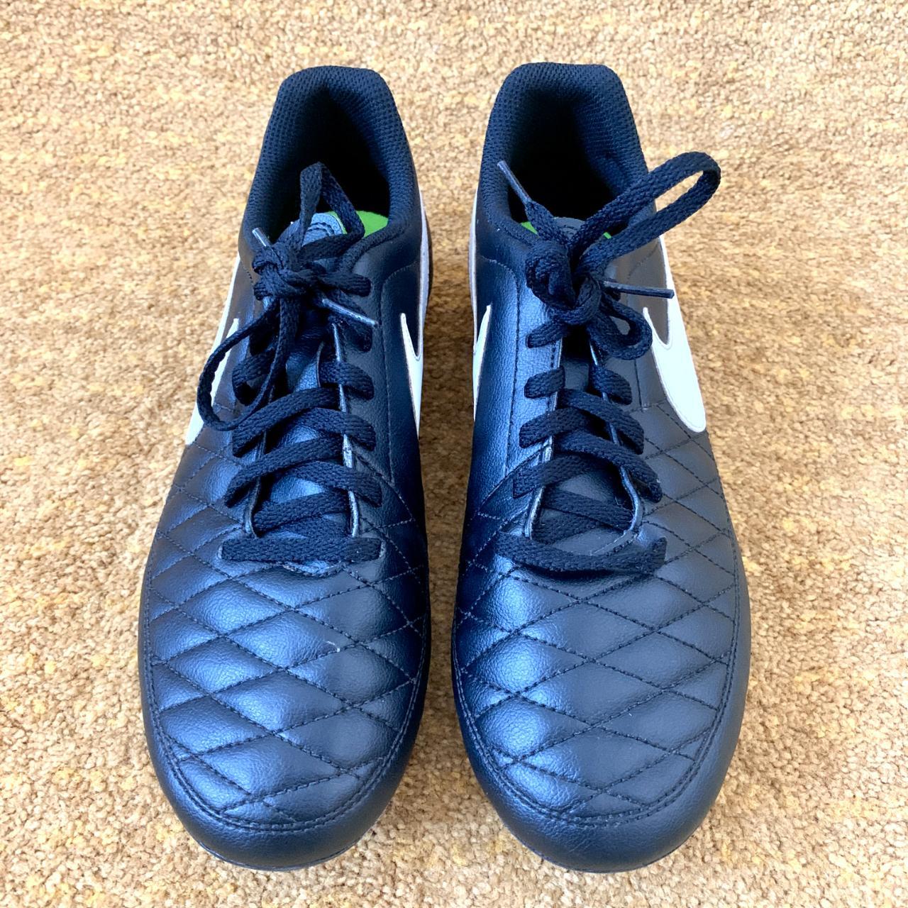 mens nike black football boots