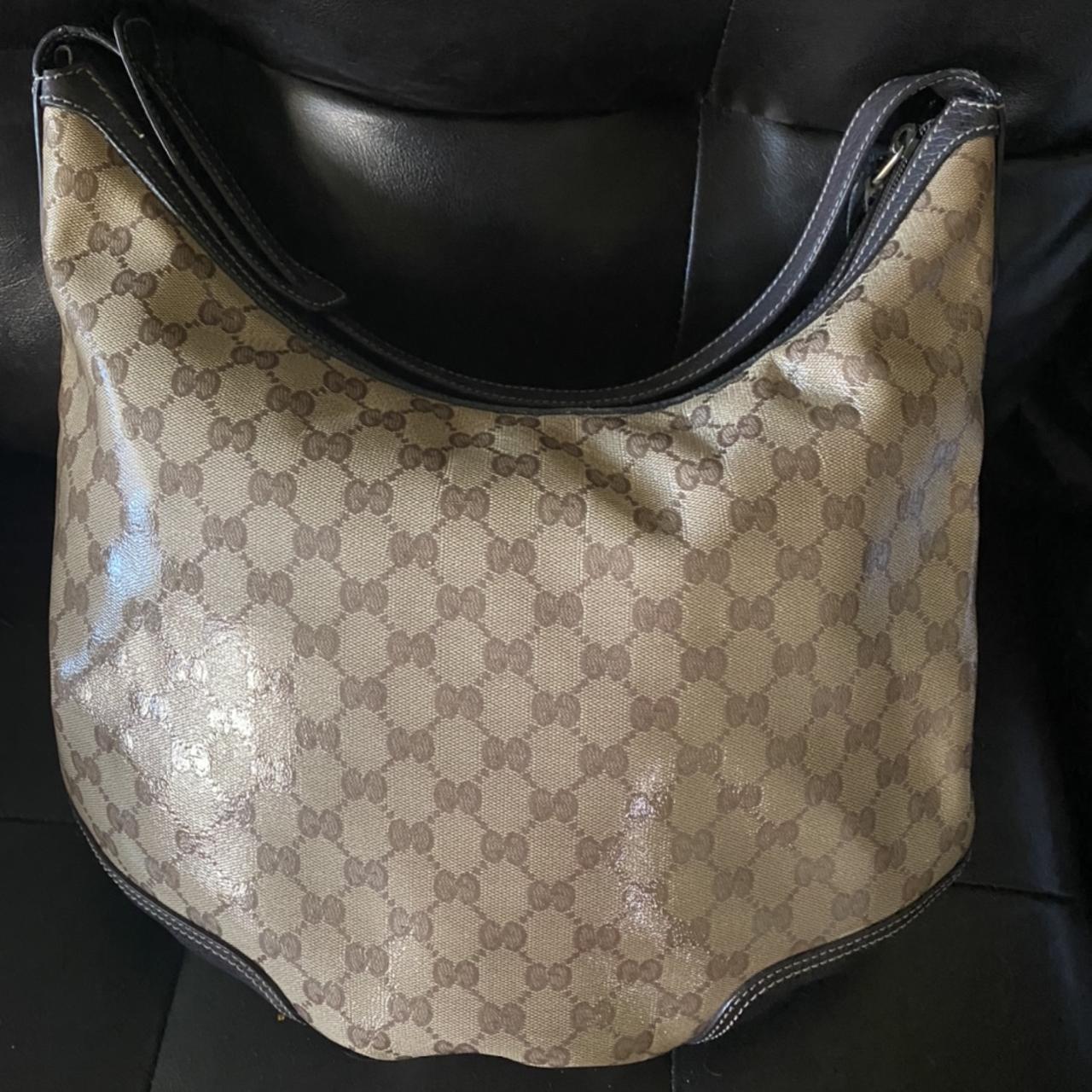 Gucci bag!! super cute, has a little fraying on the - Depop