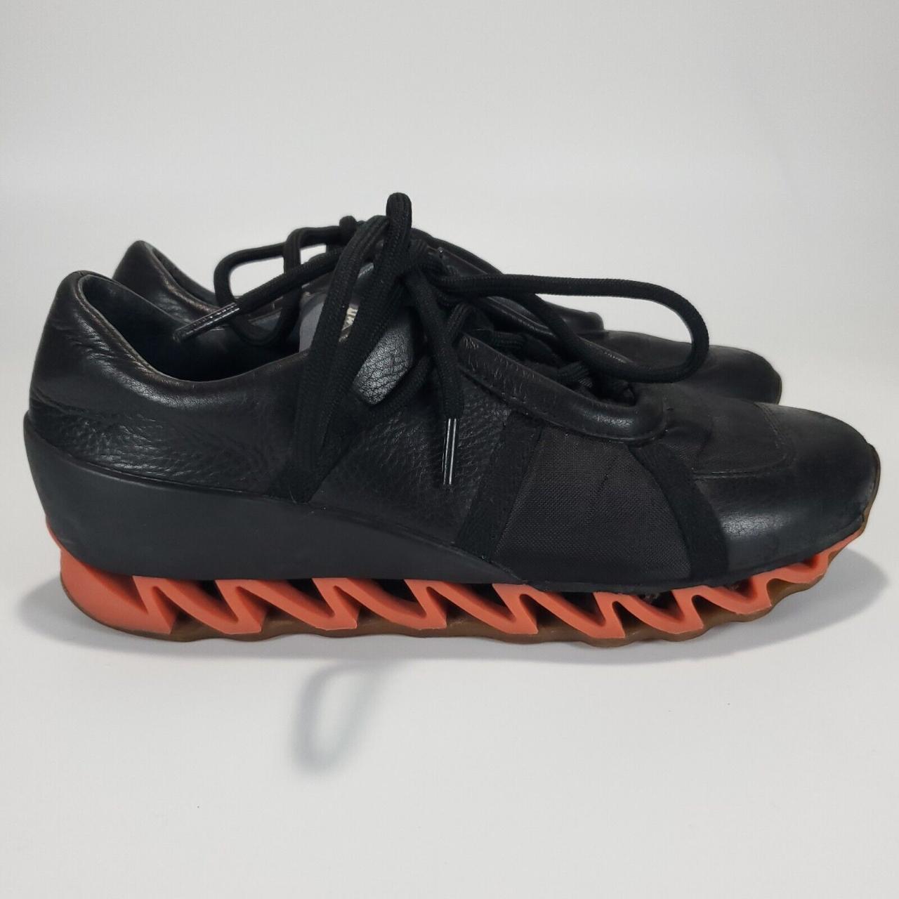 Camper Men's Black and Red Trainers