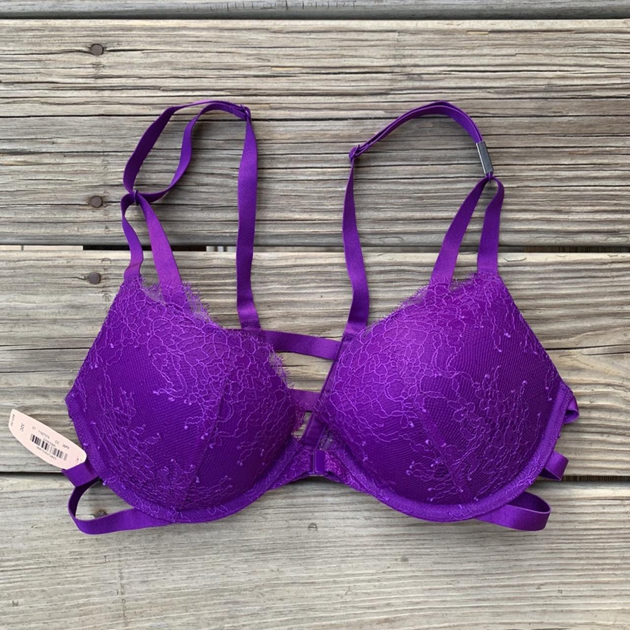 Purple lace bra size 32DD front closing - Depop