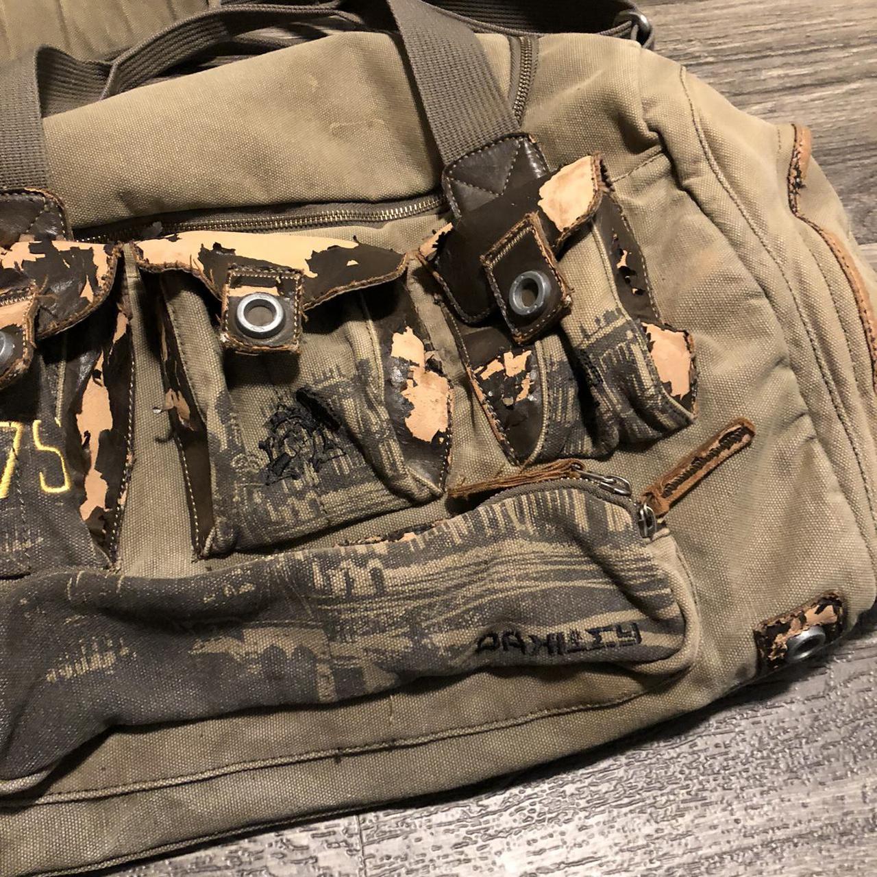 Vintage Oakley Tactical Field Gear Messenger Bag... - Depop