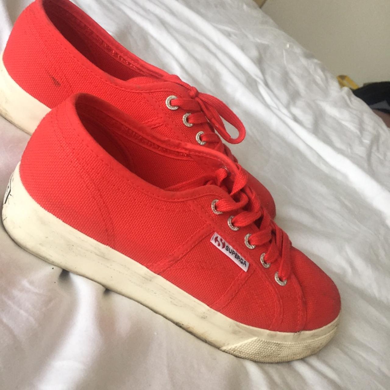 Superga store size 4