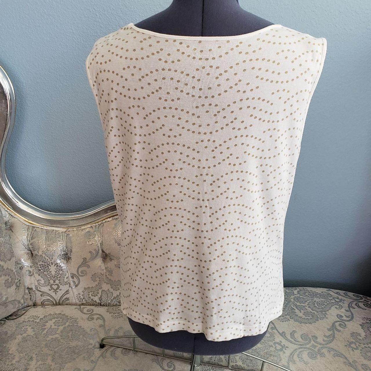 Product Image 3 - EUC women's white with patterned