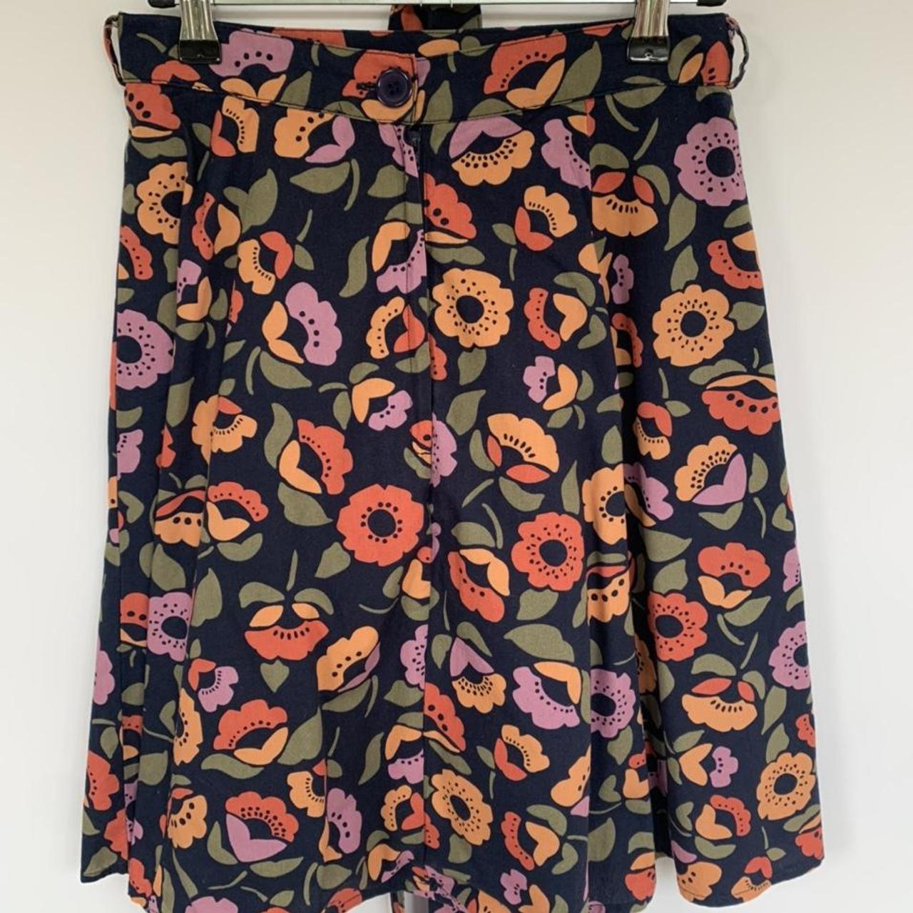 Princess Highway size 8 floral patterned skirt. Has... - Depop