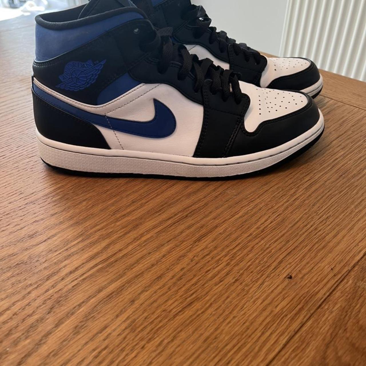 dark blue jordans