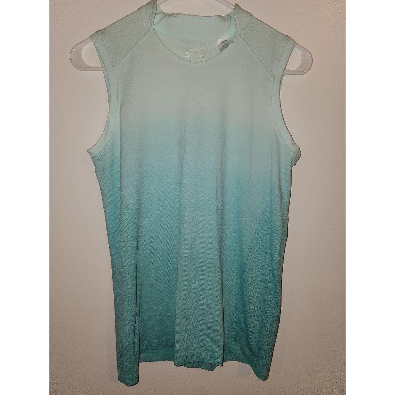 Product Image 1 - Small
Collar tank
Golf Tank
Ombre teal

65% Nylon
35%