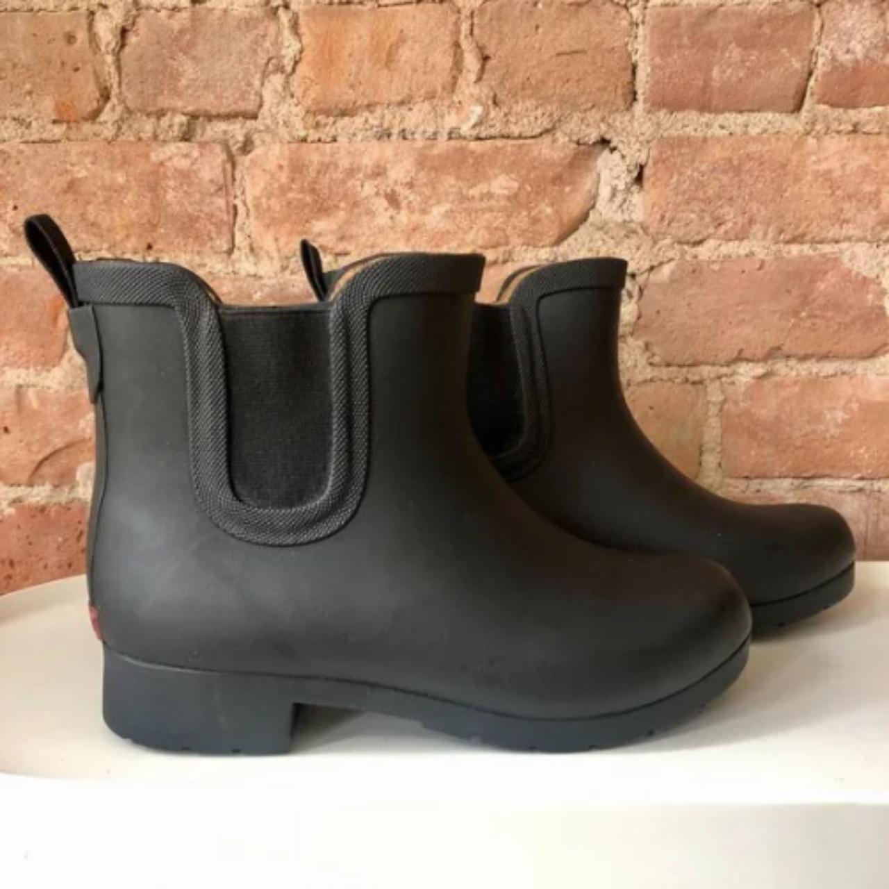 chooka rain boots chelsea