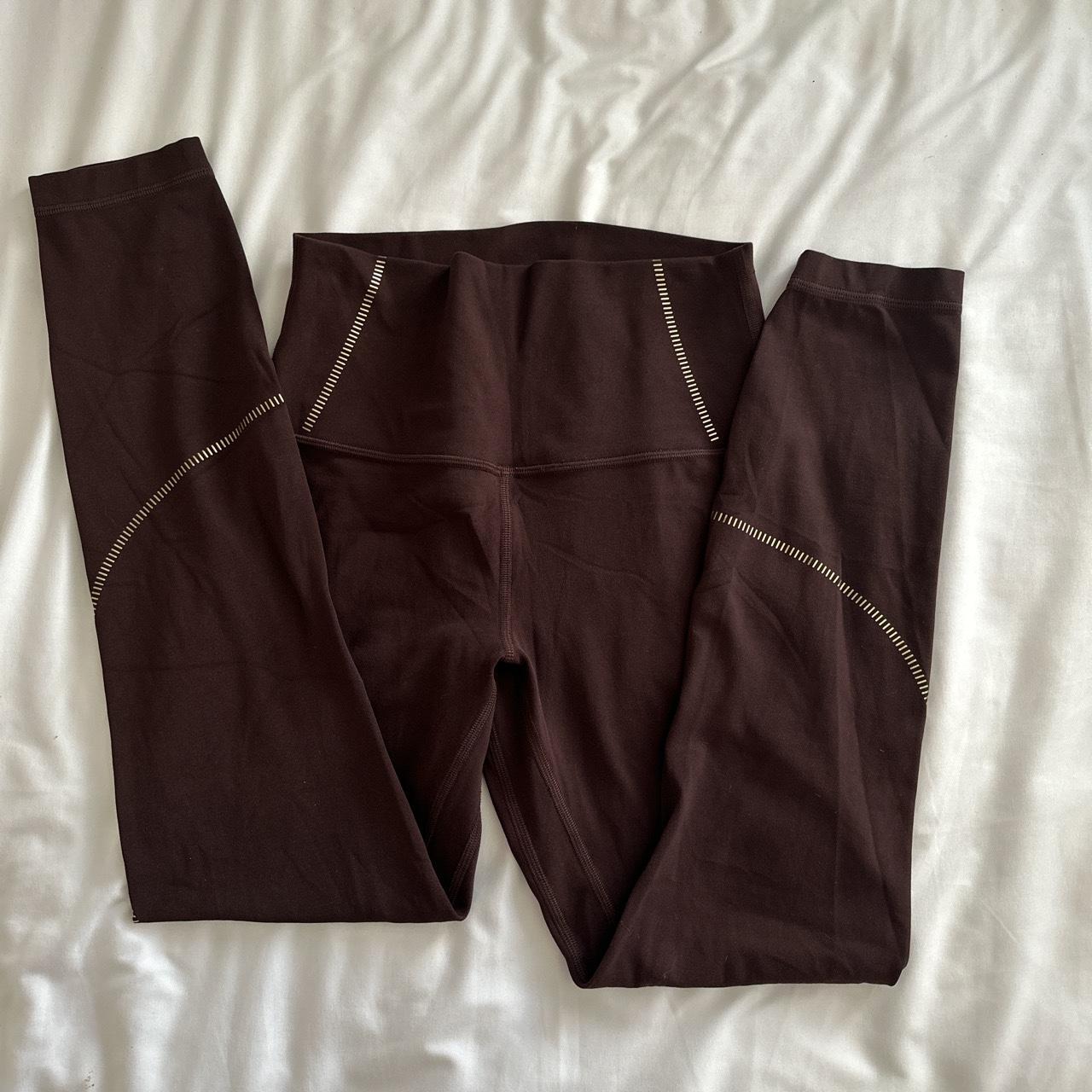 Lululemon leggings size 6 25” aligns in the color - Depop