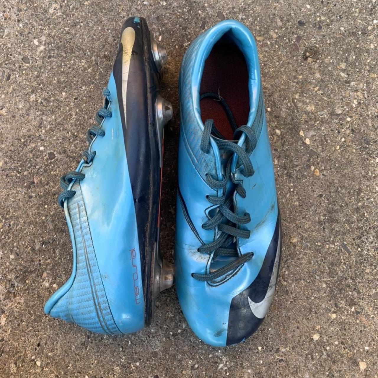 mens blue nike boots