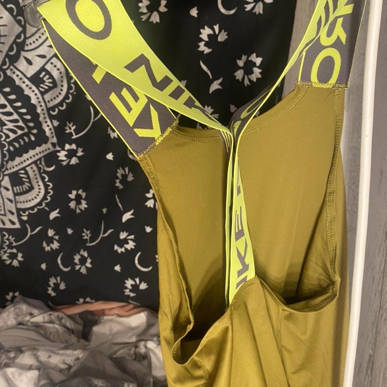 nike pro vest womens