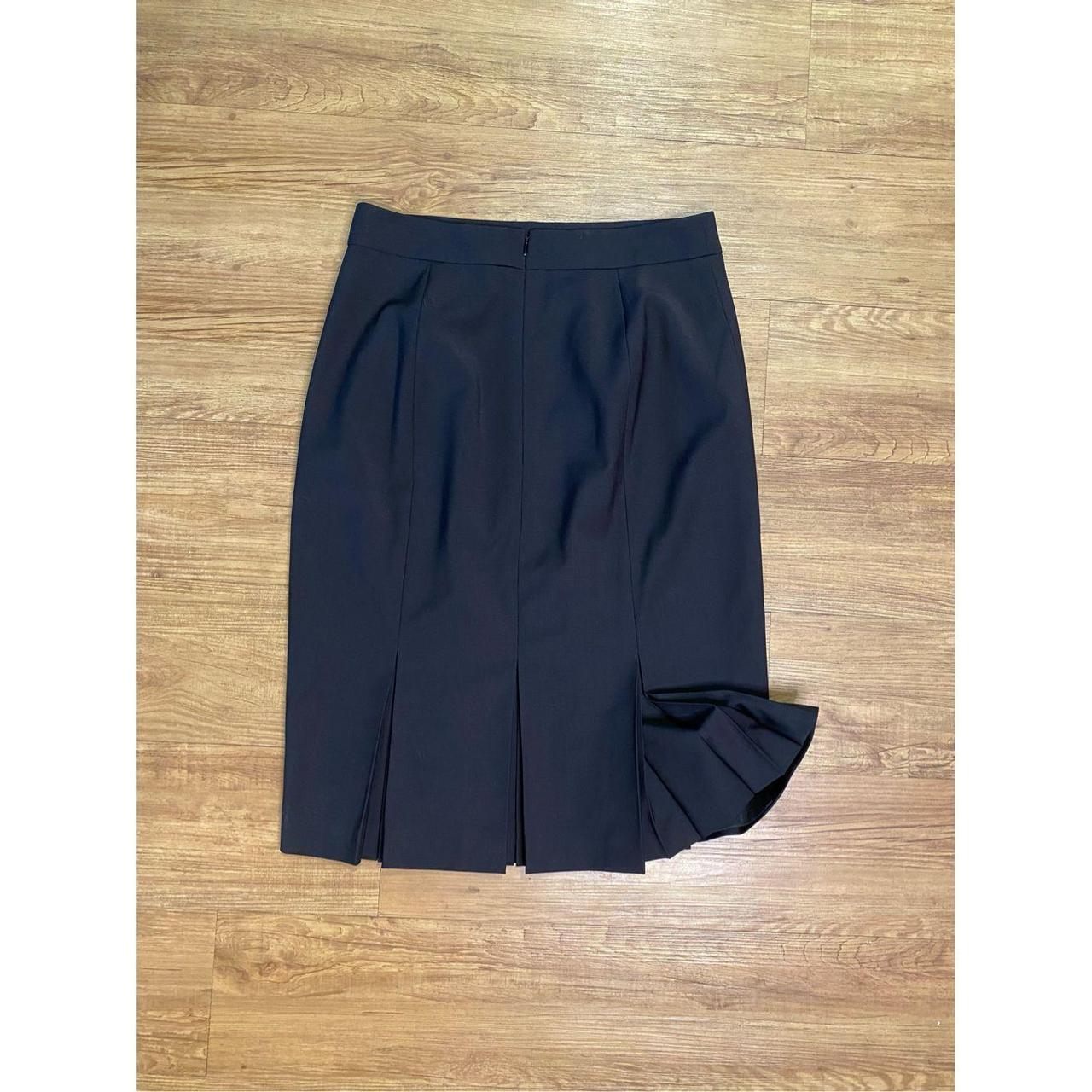 Ann Taylor Women's Black Skirt | Depop