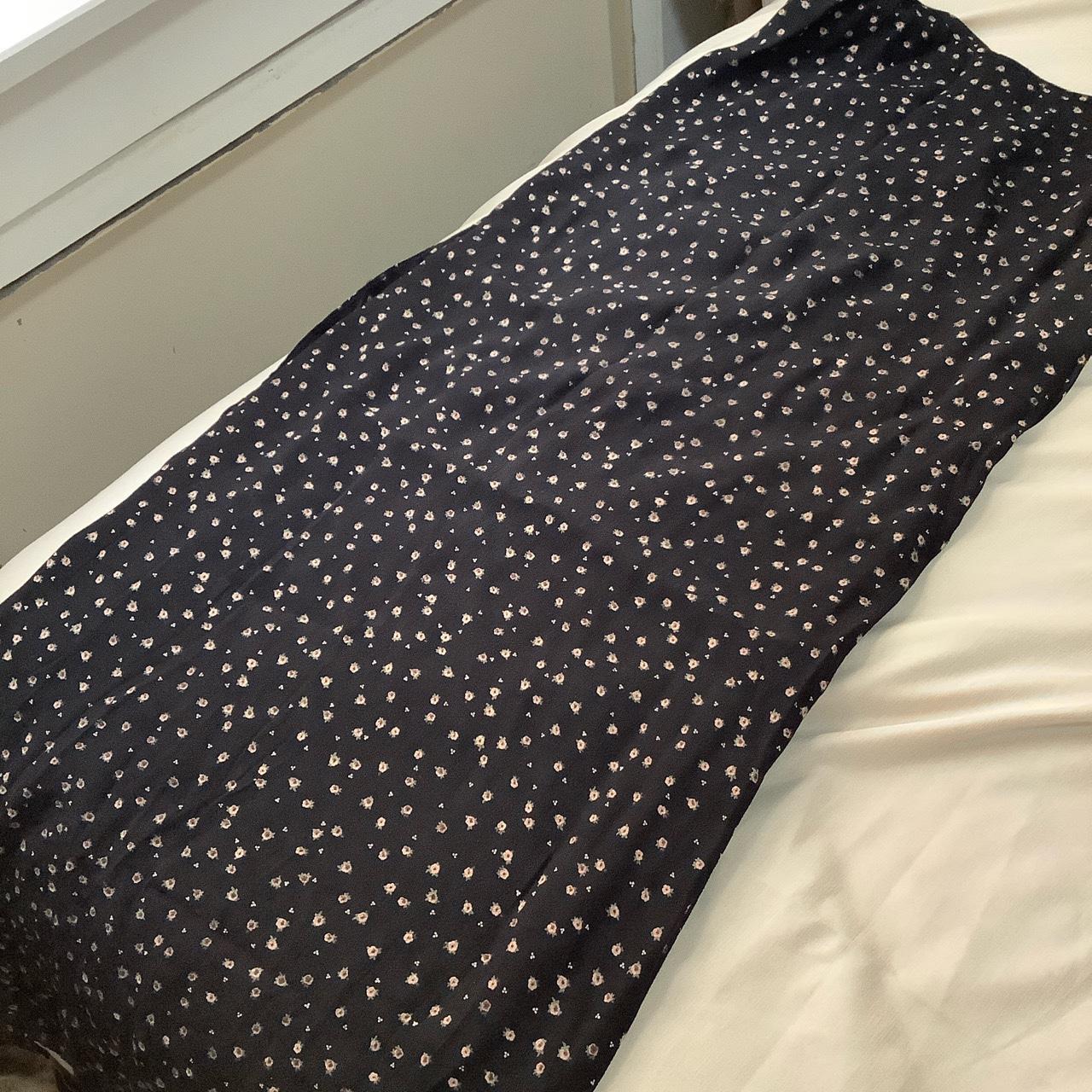 Brandy Melville Women's Black and Yellow Dress Depop