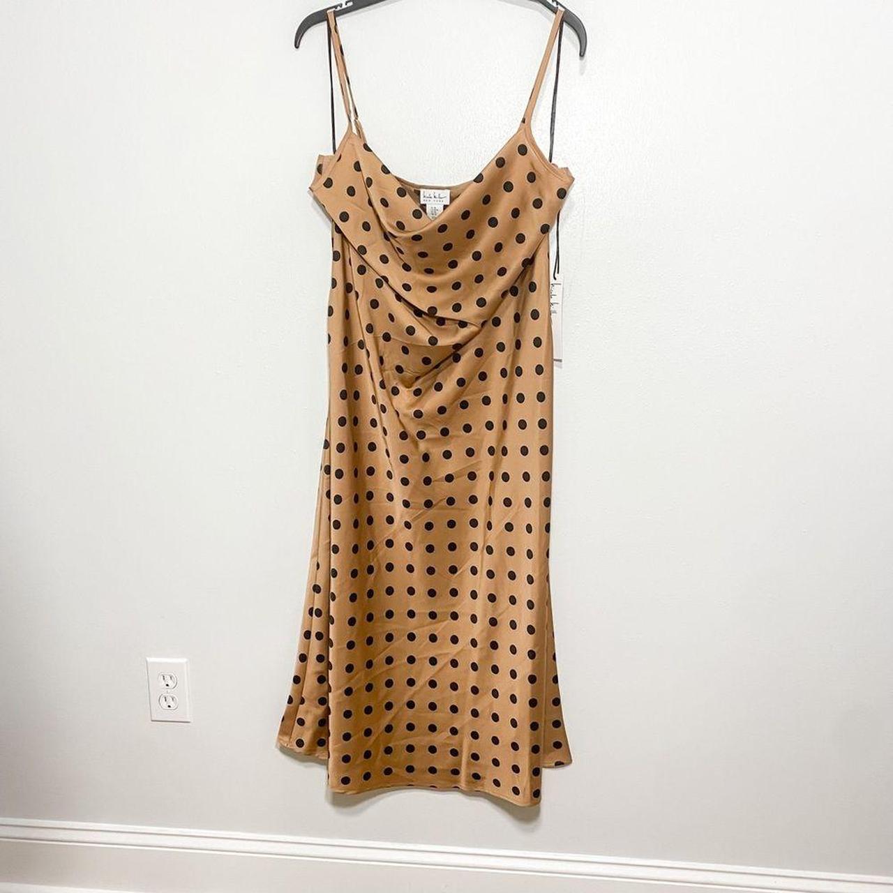 Product Image 3 - Creamy tan with polkadots
Silky