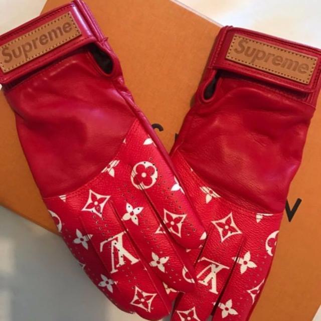 Supreme x Louis Vuitton apparel items follow Louis - Depop