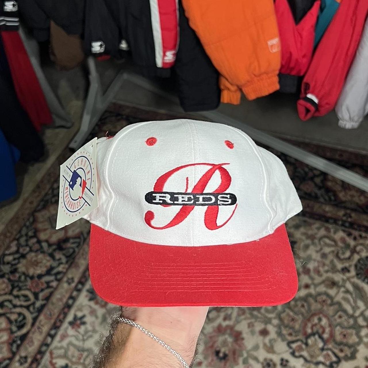 Large/extra large Cincinnati reds hat. About 5 yrs old - Depop