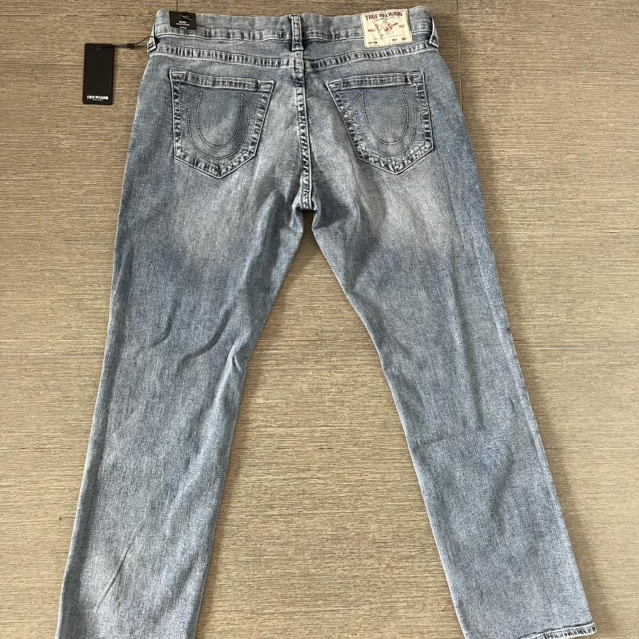 Jeans are like new with the tag still attached Fits... - Depop