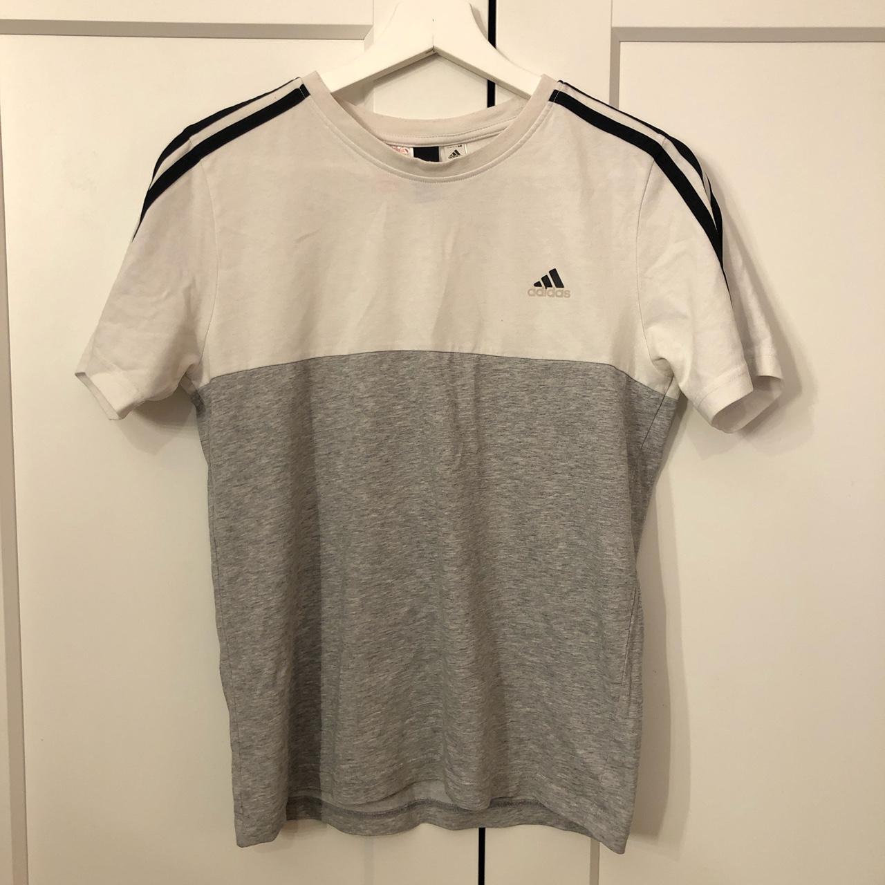 Adidas Men's White and Grey T-shirt | Depop