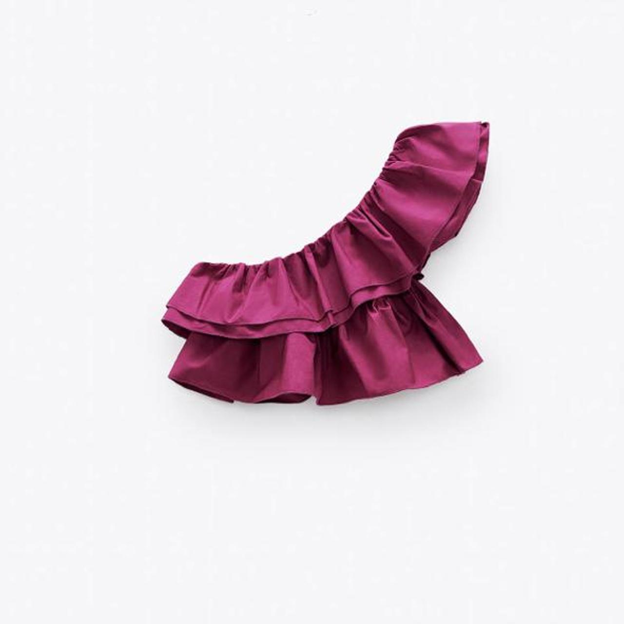 Zara asymmetric one shoulder top never worn before Depop