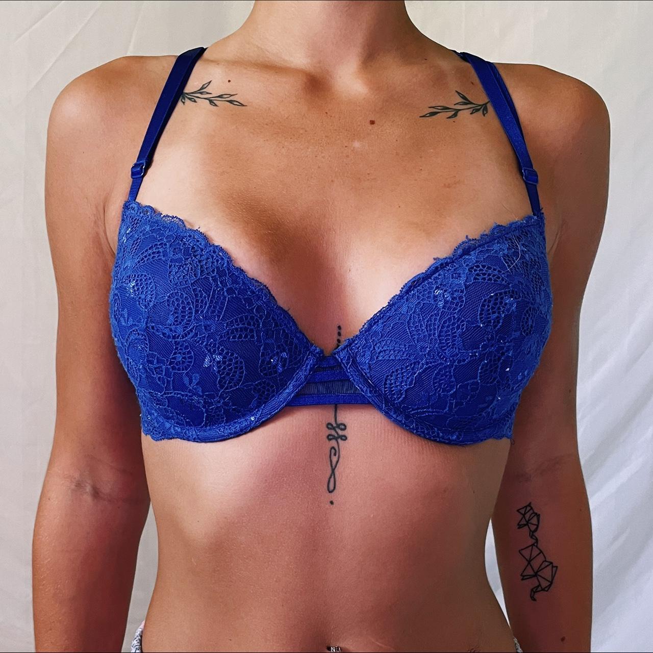 Product Image 3 - KISS AND TELL BLUE PUSH-UP