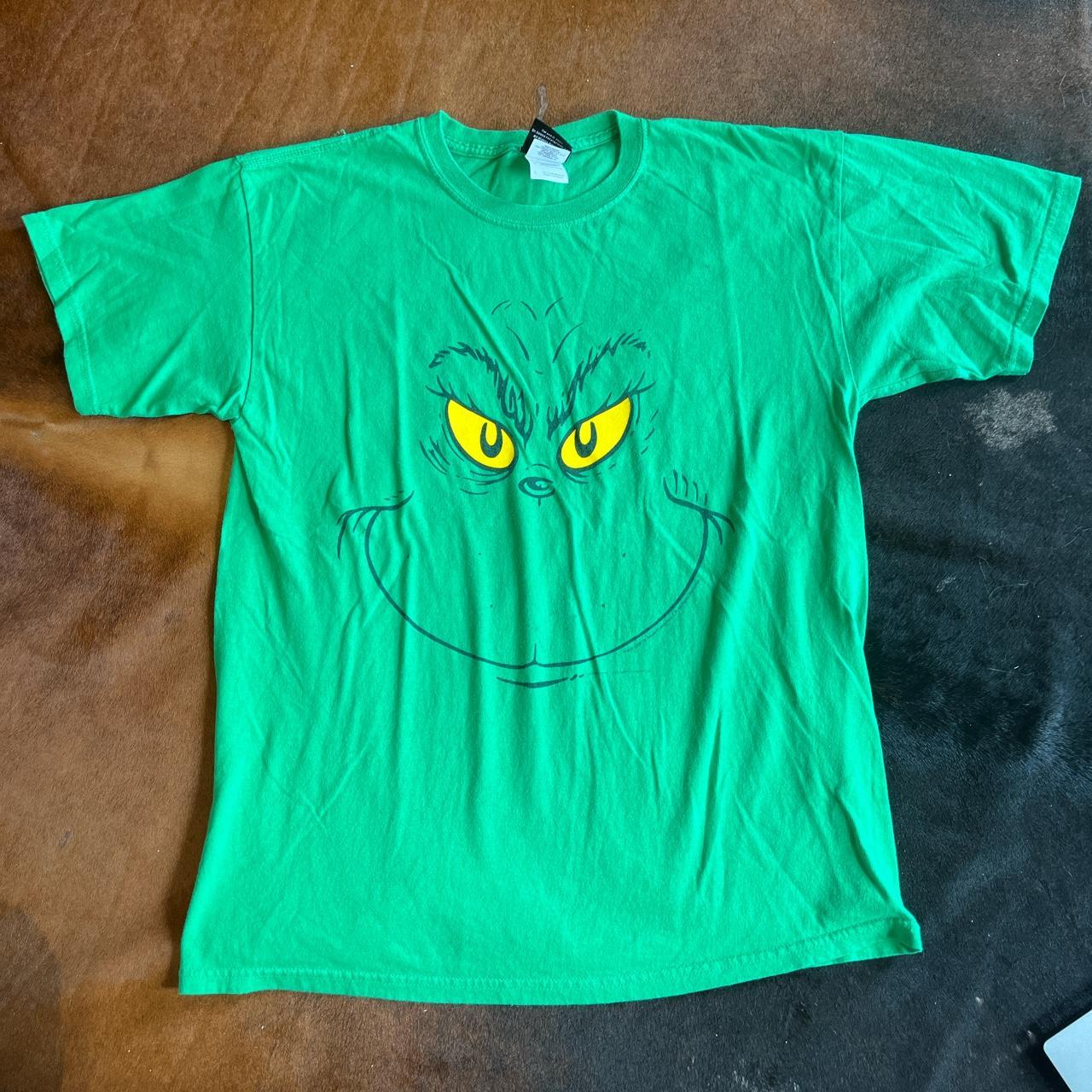 2008 Dr. Seuss the Grinch tee Condition: Good Size:... - Depop