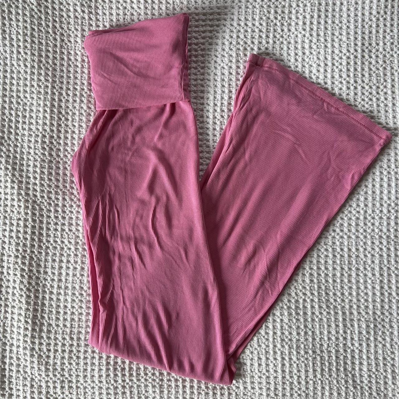 Skims Women's Pink Leggings | Depop