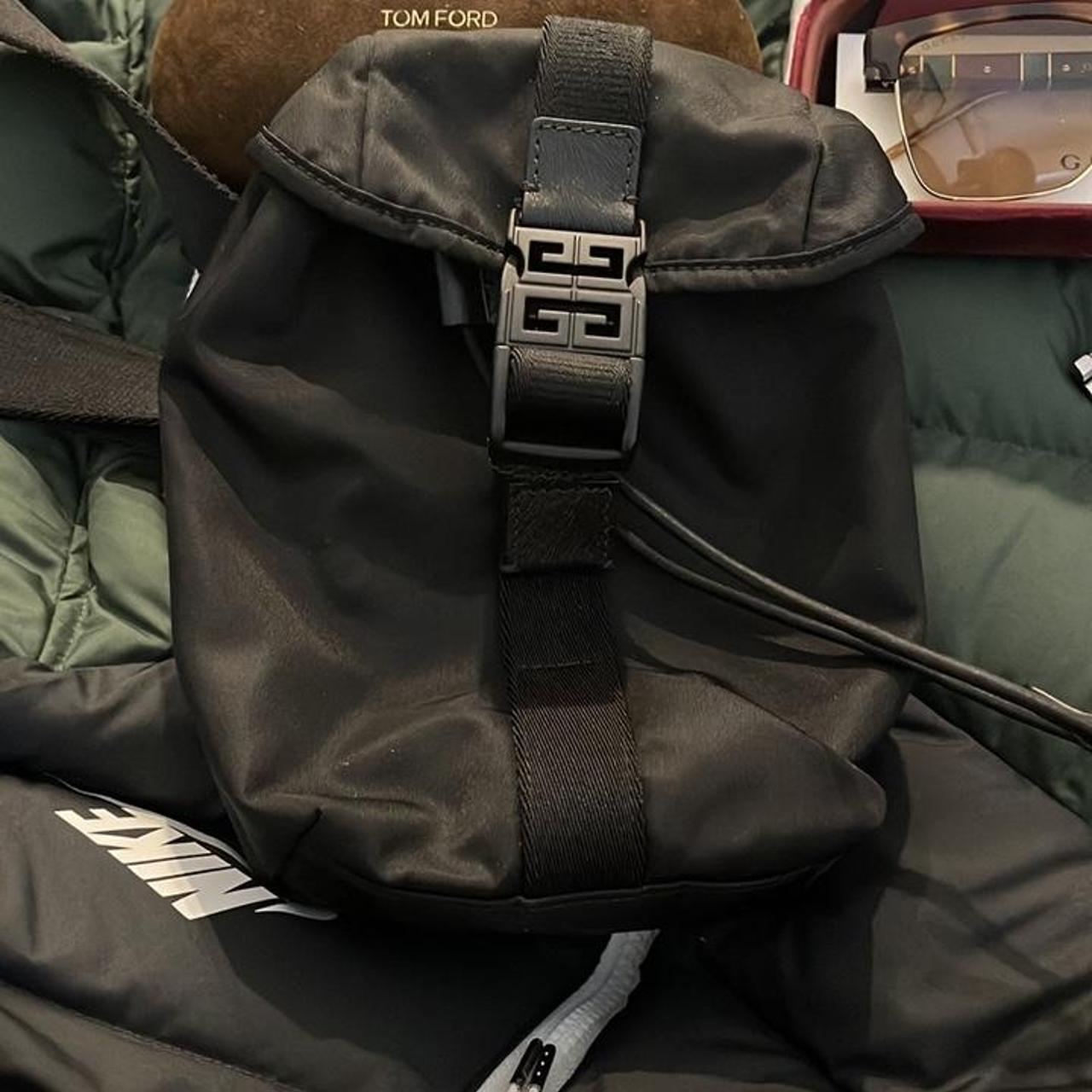 Givenchy Men’s Crossbody Bag Depop