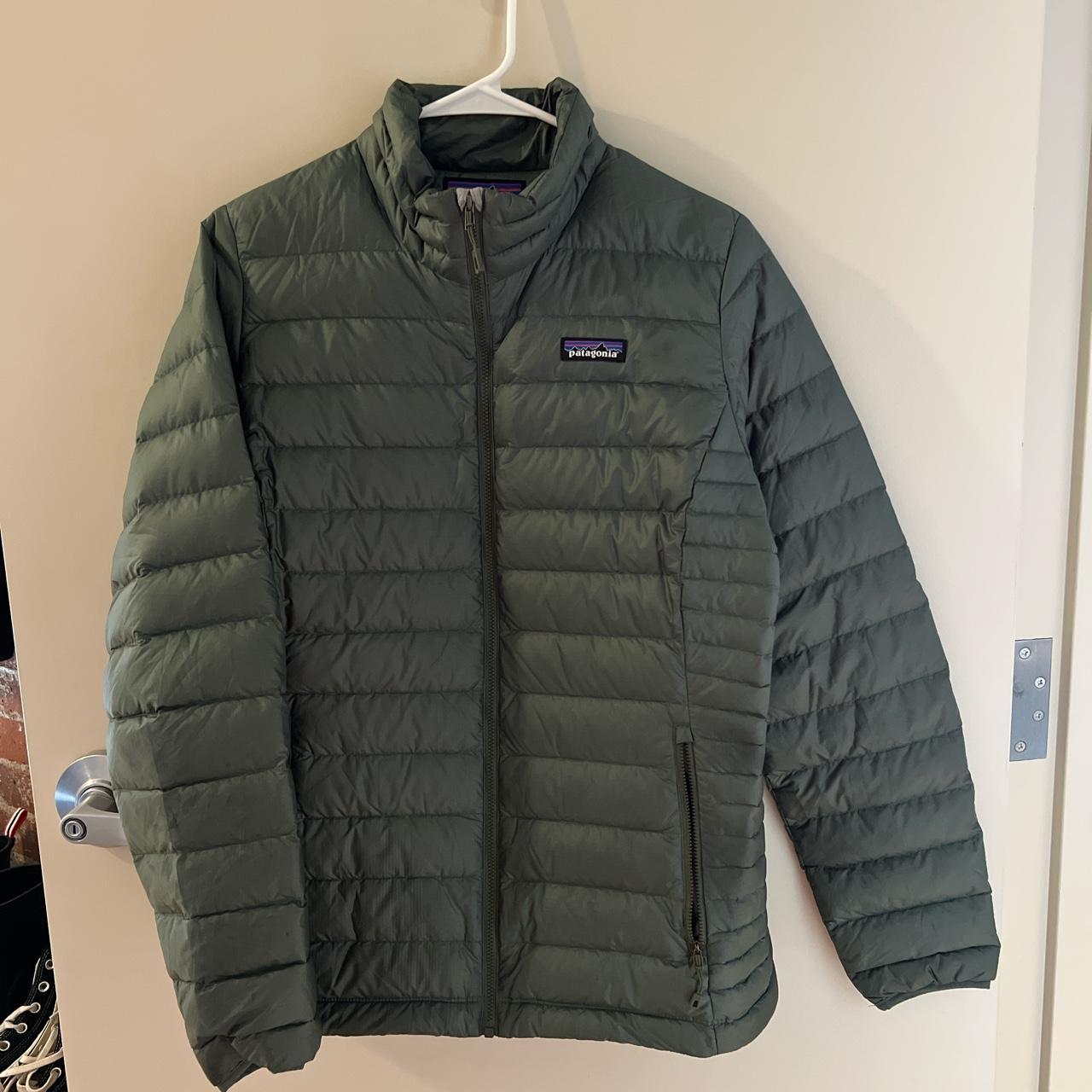 Green Patagonia Zip up with pockets, women’s large... - Depop