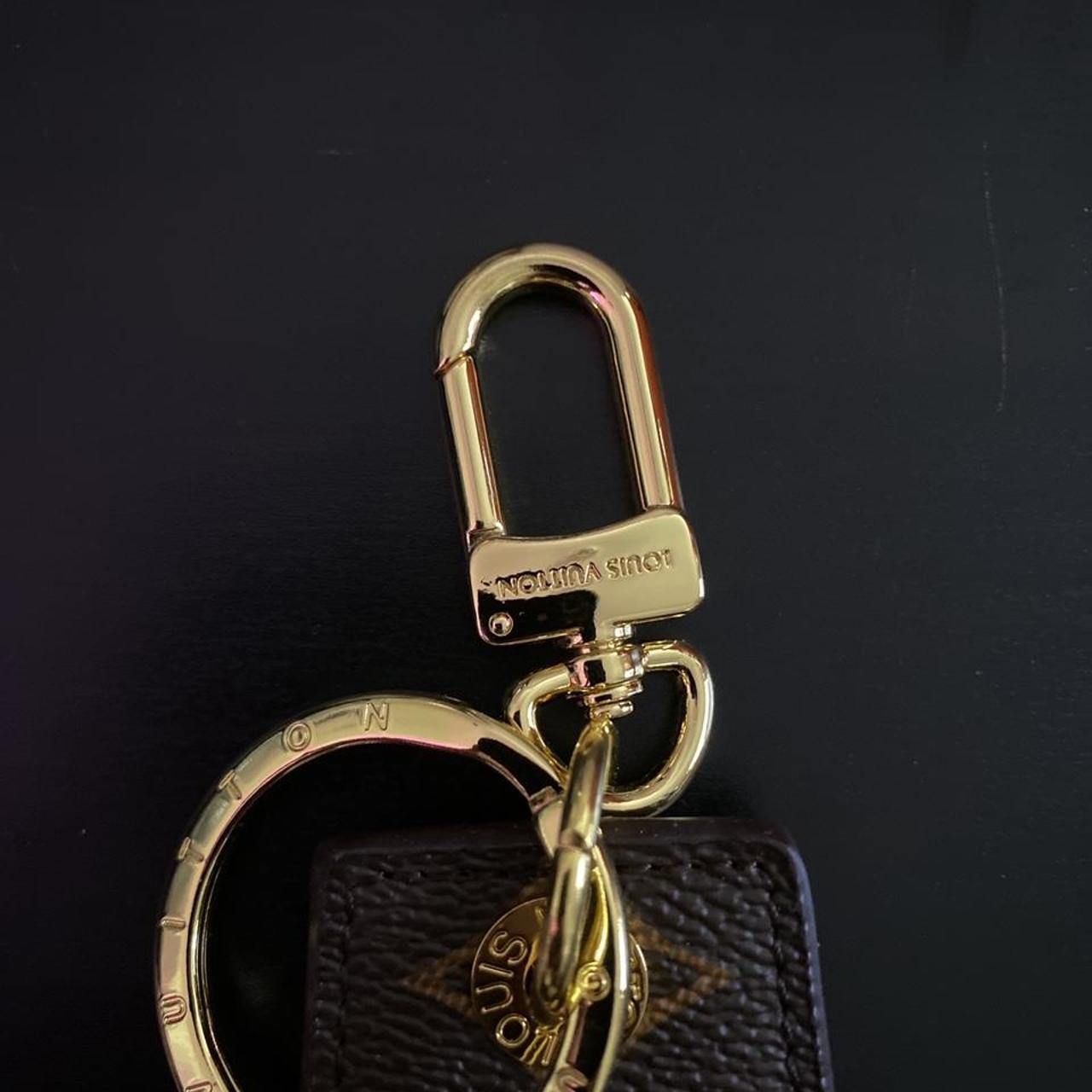 authentic louis vuitton keychain/card holder - Depop