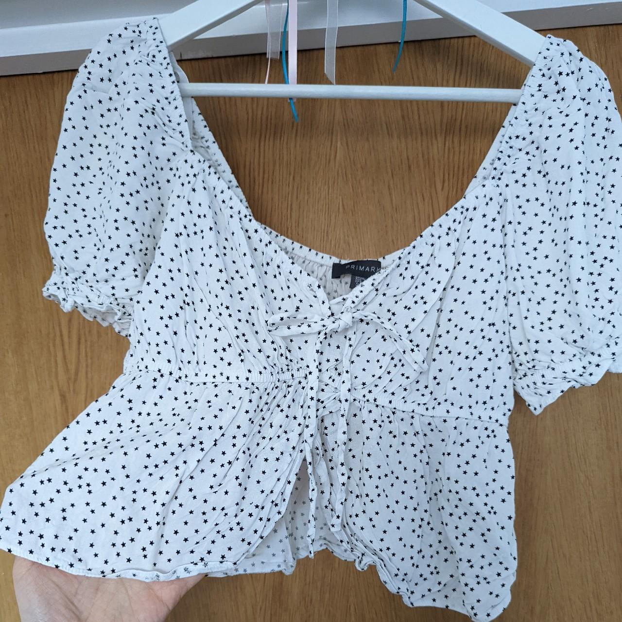 White and black star pattern crop top. Puffed... - Depop