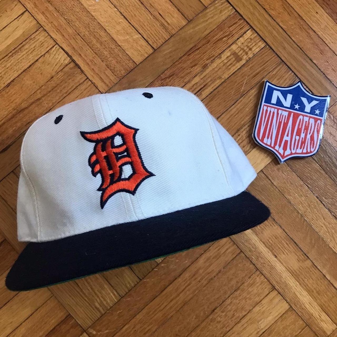 vintage orange and blue detroit tigers baseball - Depop