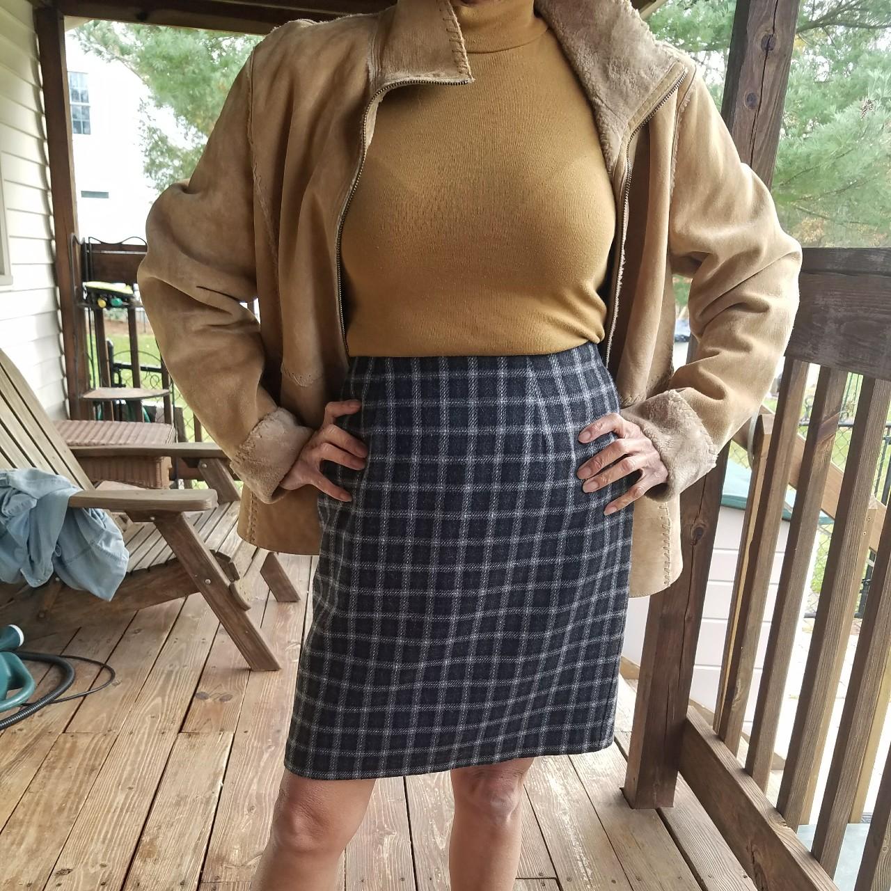 Plaid pencil skirt above knee hotsell